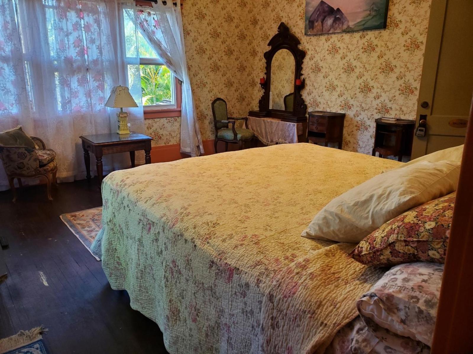 Manoa Valley Inn Гонолулу Экстерьер фото