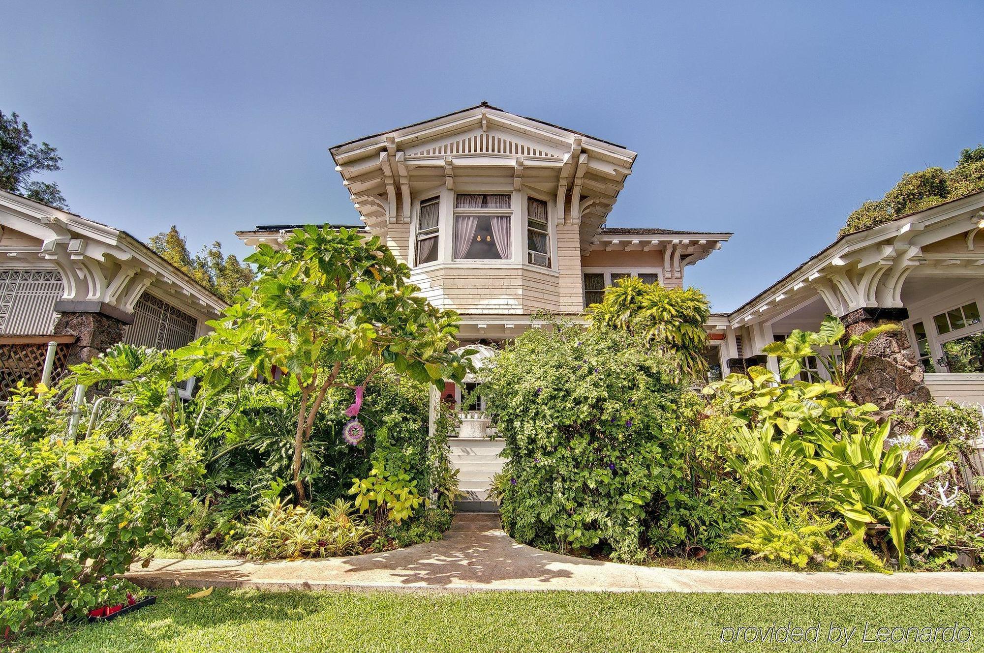 Manoa Valley Inn Гонолулу Экстерьер фото