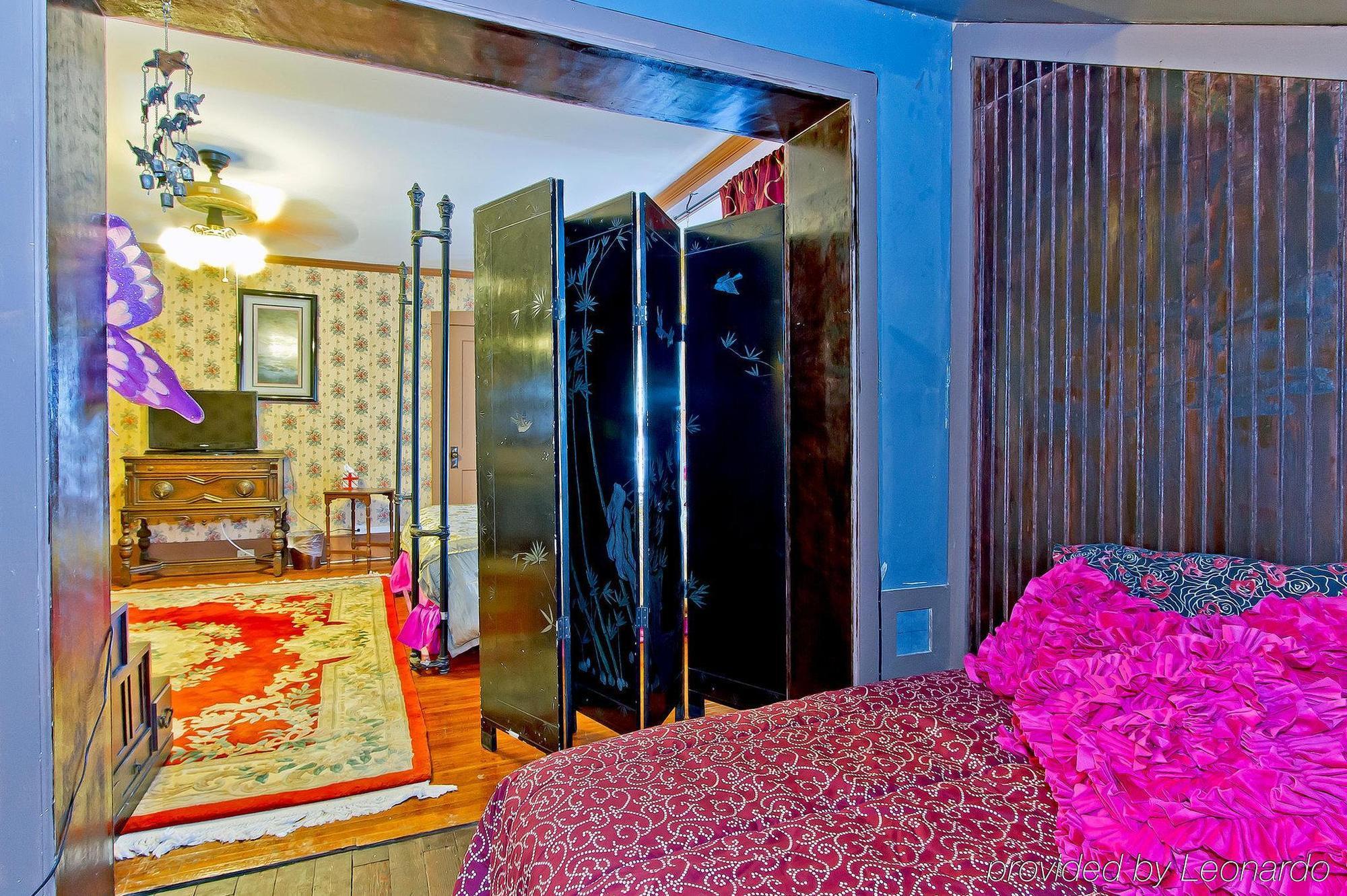 Manoa Valley Inn Гонолулу Экстерьер фото
